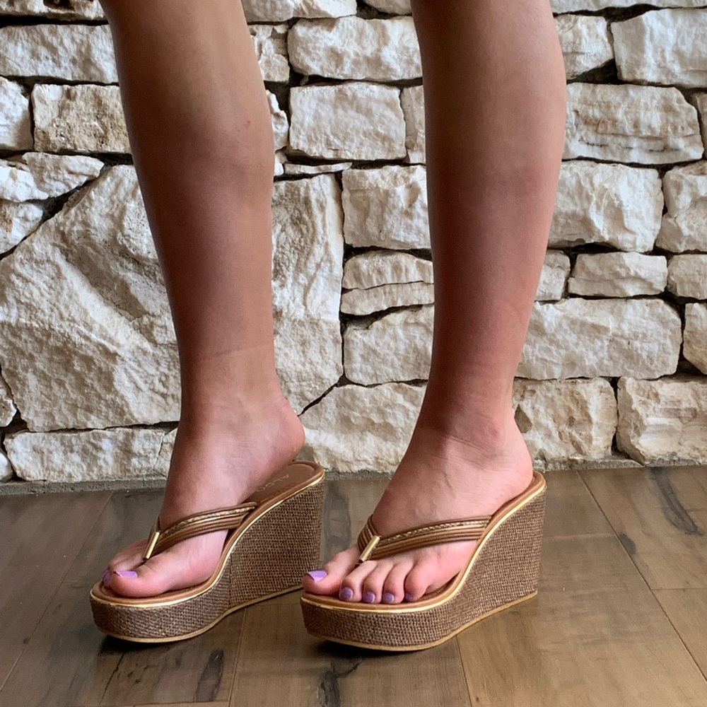 Aldo wedges